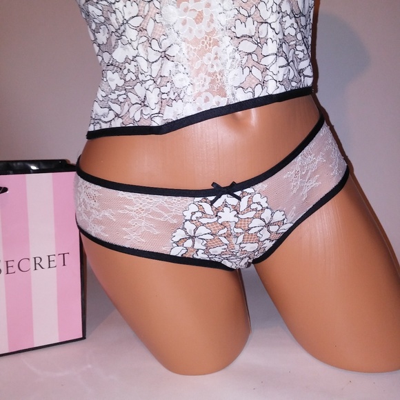 Victoria Secret Lingerie - Picture 3 of 6